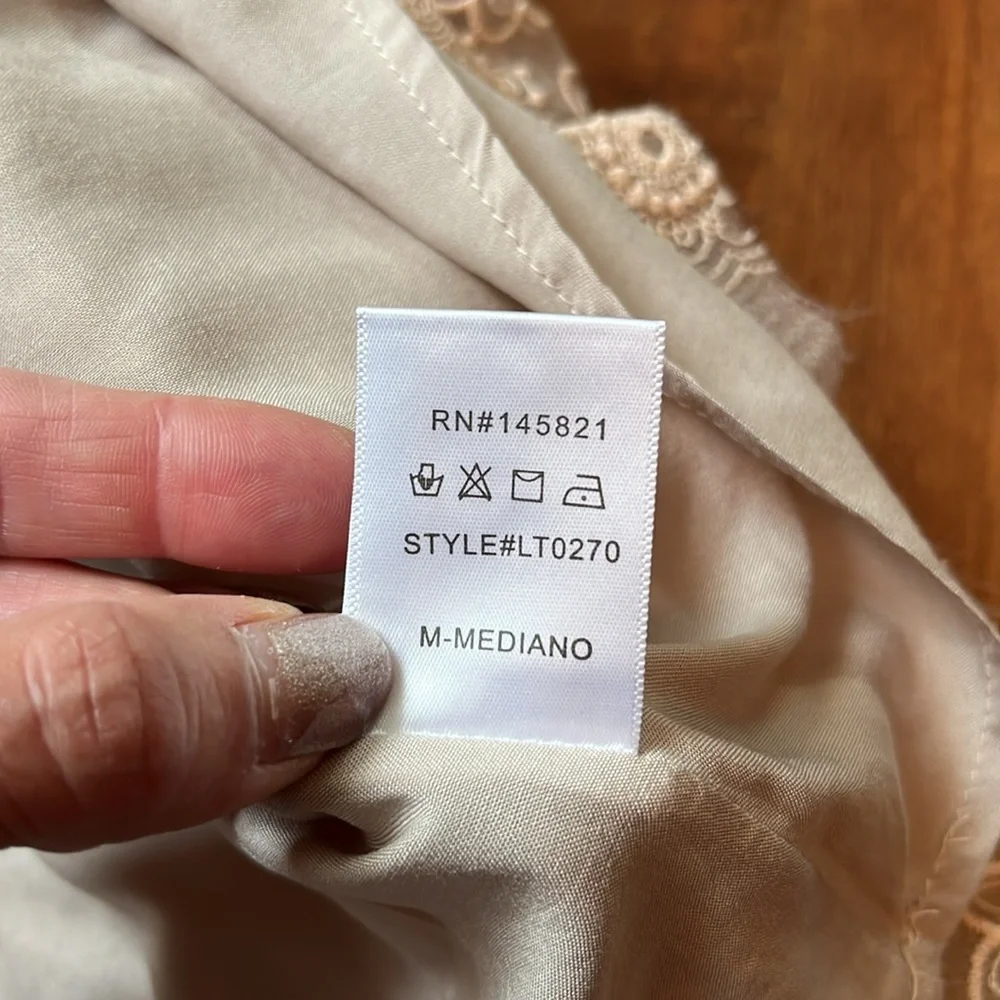 Brand new Listicle pale pink lace top - Picture 14 of 14